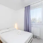 Zlocien Bright Apartamento Cracovia